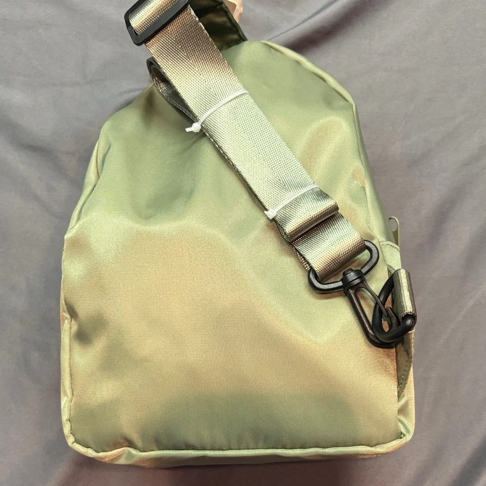 Wonder Nation Kids Sling Bag Olive Green‎ NWT Patches Adjustable Crossbody Strap